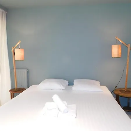 Splendid Domaine De Puistons Air-conditioned Parking Villa
